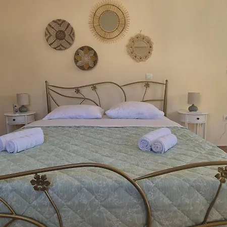 The Byzantine House 2 *